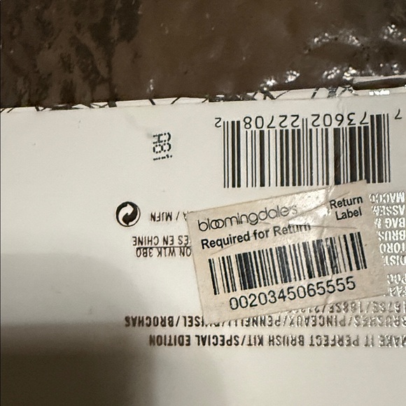 MAC Cosmetics Metallic Brush Organizer - Picture 3 of 8